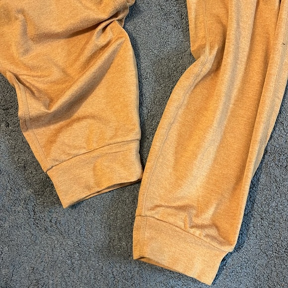 Vuori Performance Joggers - Picture 7 of 13